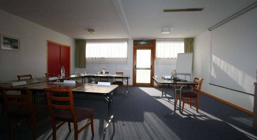 Kyriad Lyon Est - Genas Eurexpo Зручності фото
